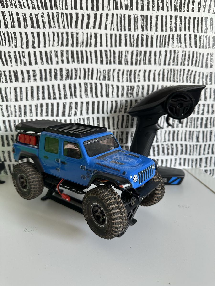 Main image 4