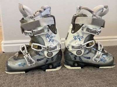 Salomon X-Pro R70 ski boot 24.5