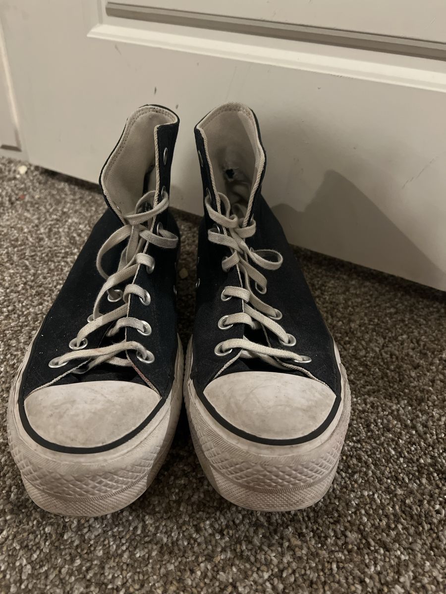 Black platform converse Women’s 9