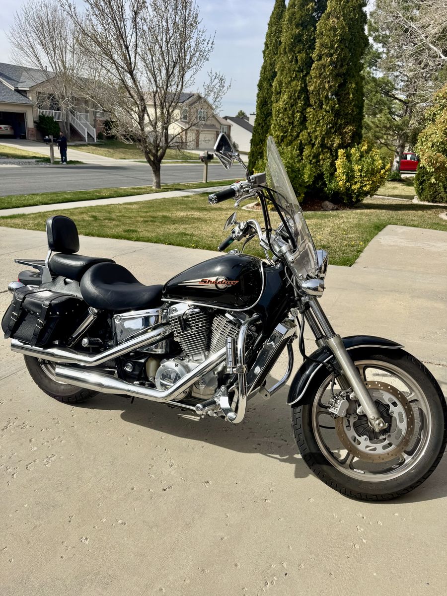 1997 Honda Shadow Spirit 1100cc (Only 17K Miles!)
