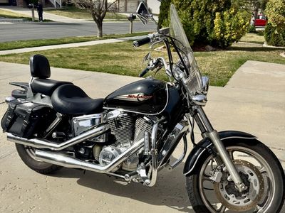 1997 Honda Shadow Spirit 1100cc (Only 17K Miles!)