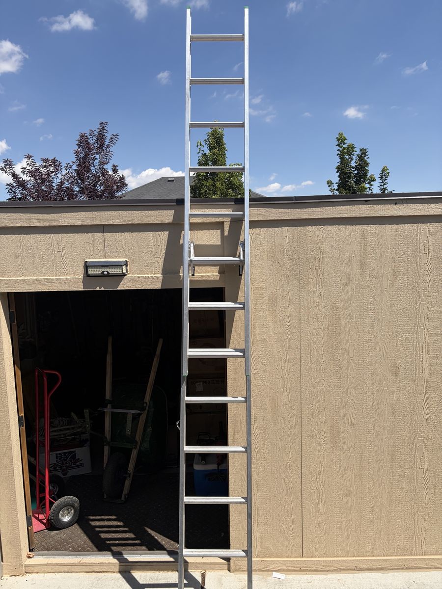 Aluminum Extension Ladder - Durable, Multi-Purpose, Good Condition
