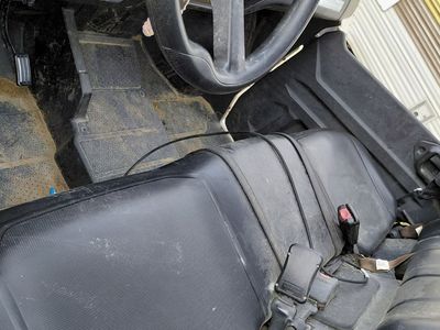 2016 Honda pioneer 1000 excellent condition dit tires and street tires