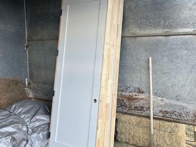 8' Rail And Stile Shaker Doors $25 Each