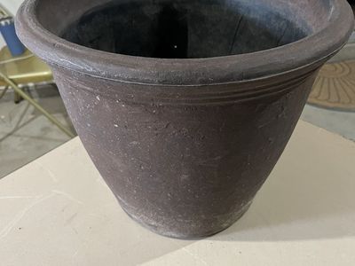 Flower Pot – Plastic-Brown