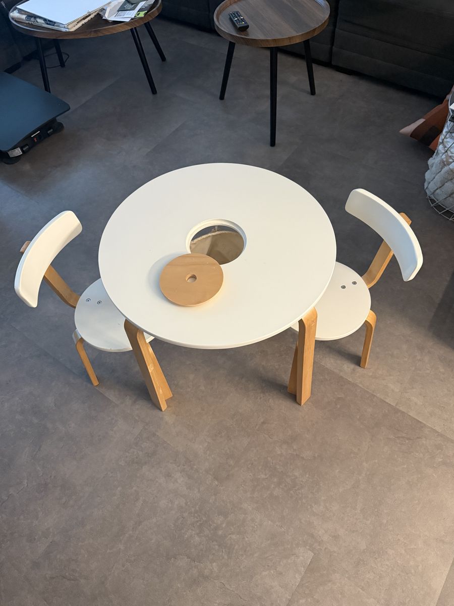 Lily & River Creator Table