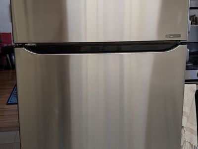 LG Fridge/Freezer with Smart Inverter