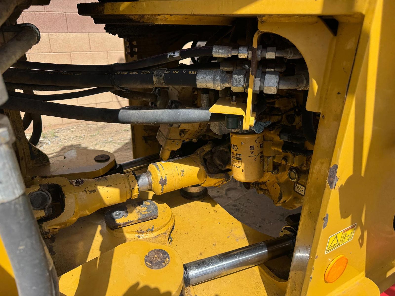 Main image 5