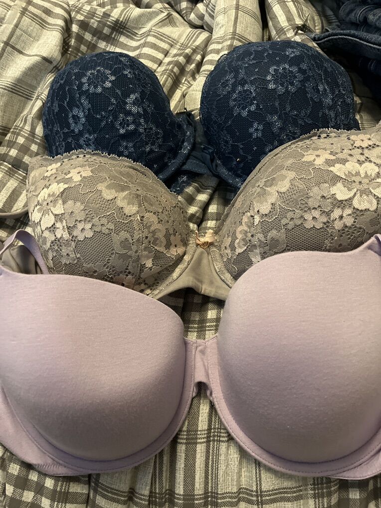 Bras/clothing