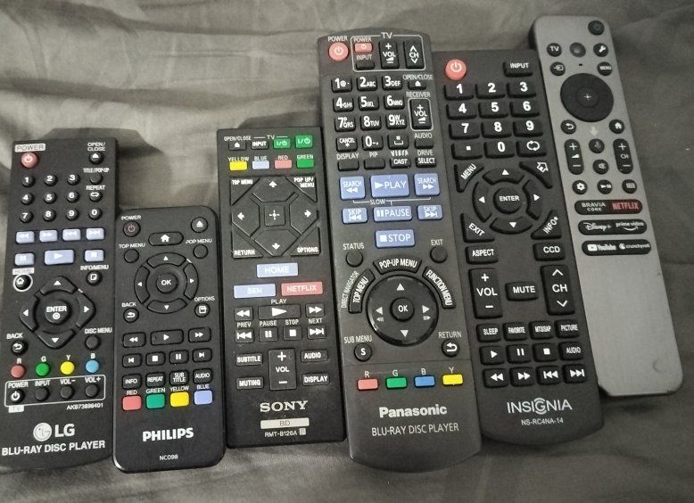 Remote Lot Bluray and TV