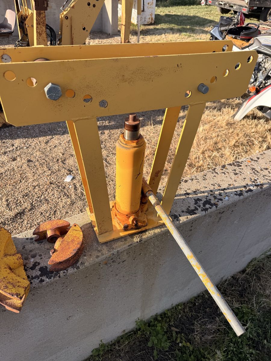 Hydraulic Pipe Bender