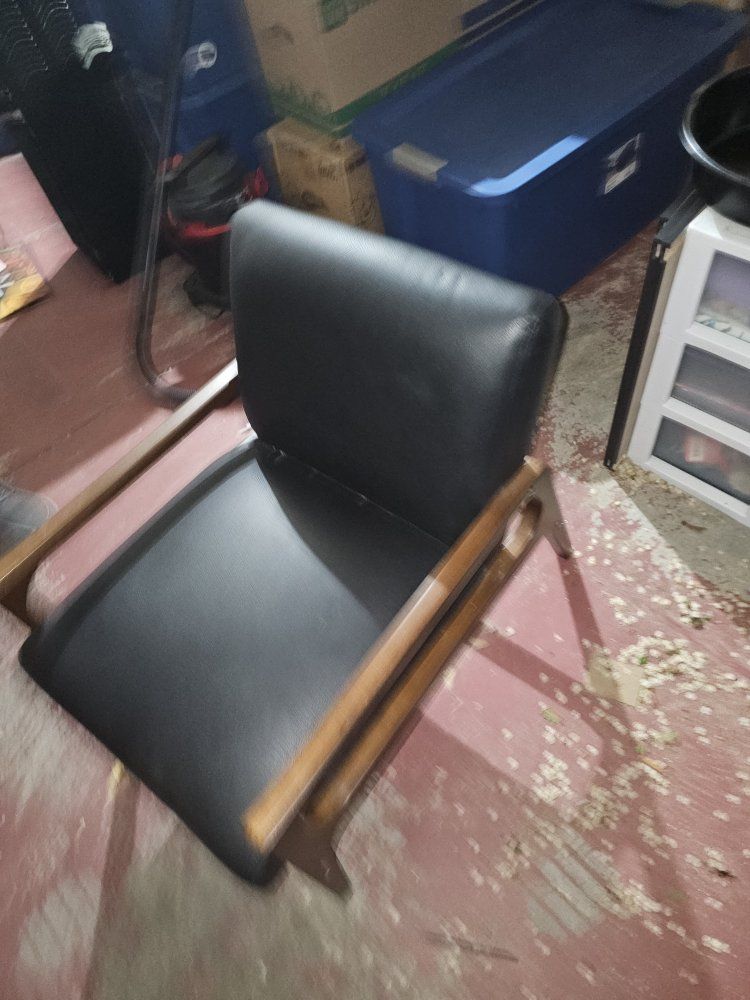 Main image 5