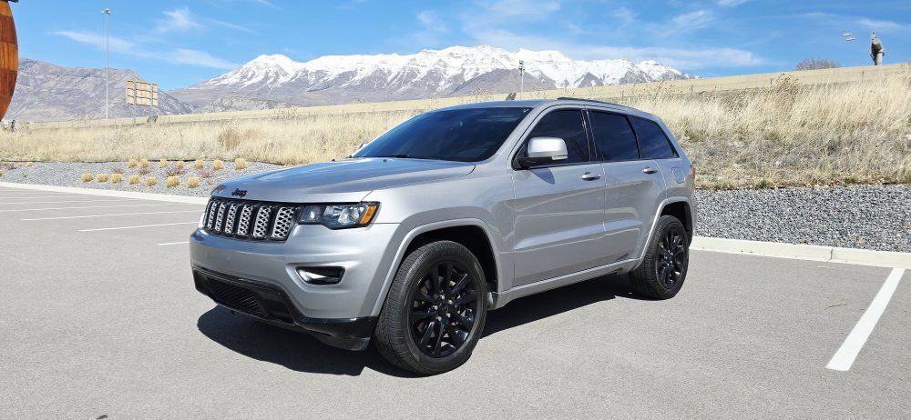 2021 Jeep Grand Cherokee Laredo X