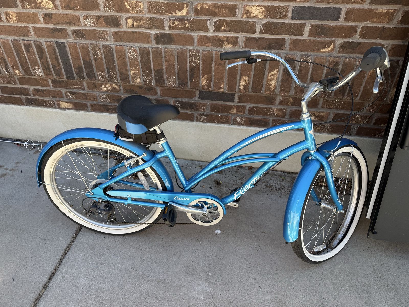 Electra Cruiser 1 Step-Through 7-Speed Beach Cruiser Bicycle - Blue, Excellent Condition