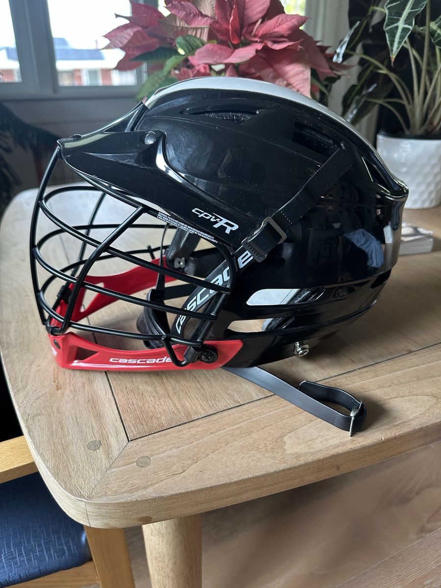 Cascade CPV-R Lacrosse Helmet