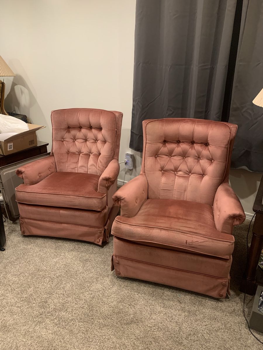 Lazy Boy Rocking Chairs mauvepink plush comfortabl