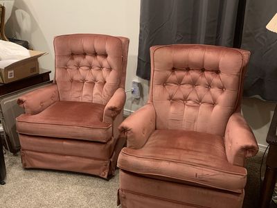 Lazy Boy Rocking Chairs mauvepink plush comfortabl