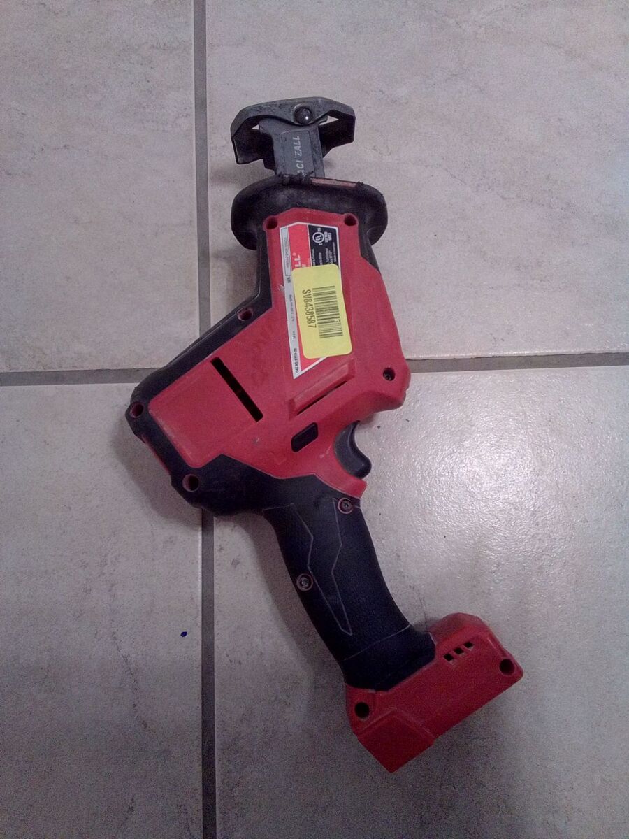 M18 Milwaukee Hackzall Reciprocating Saw