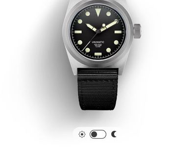 New Unimatic Modello Due UC2 Classic. Plus 1 rubber dive strap.