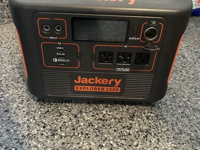 Jackery Explorer 1500 Portable - 1800w/1534Wh