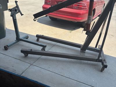 Engine hoist