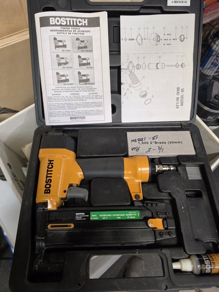 Bostitch SB-1850BN 18GA Brad Nailer Kit with Case, Manual, and Brads