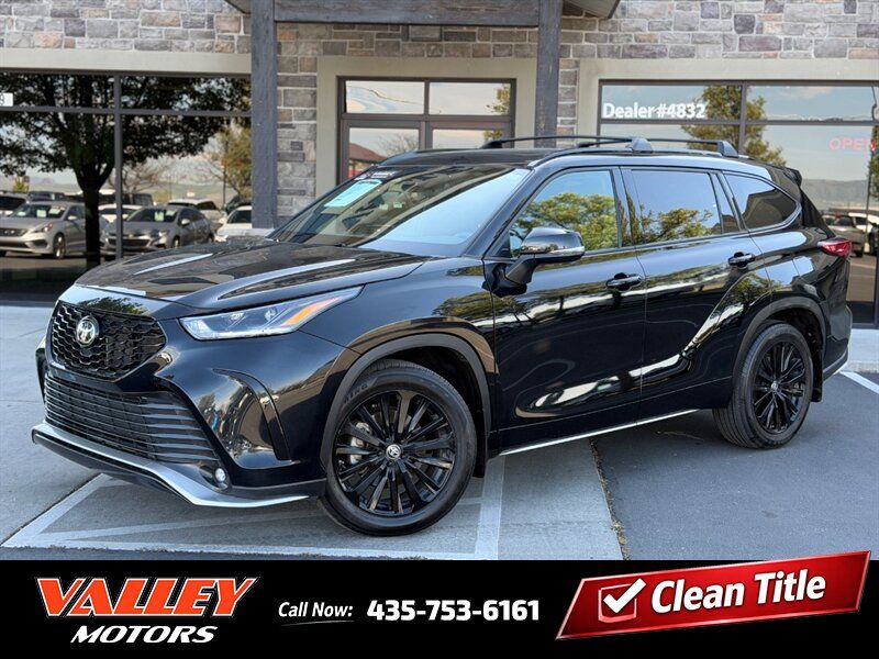 2023 Toyota Highlander XSE