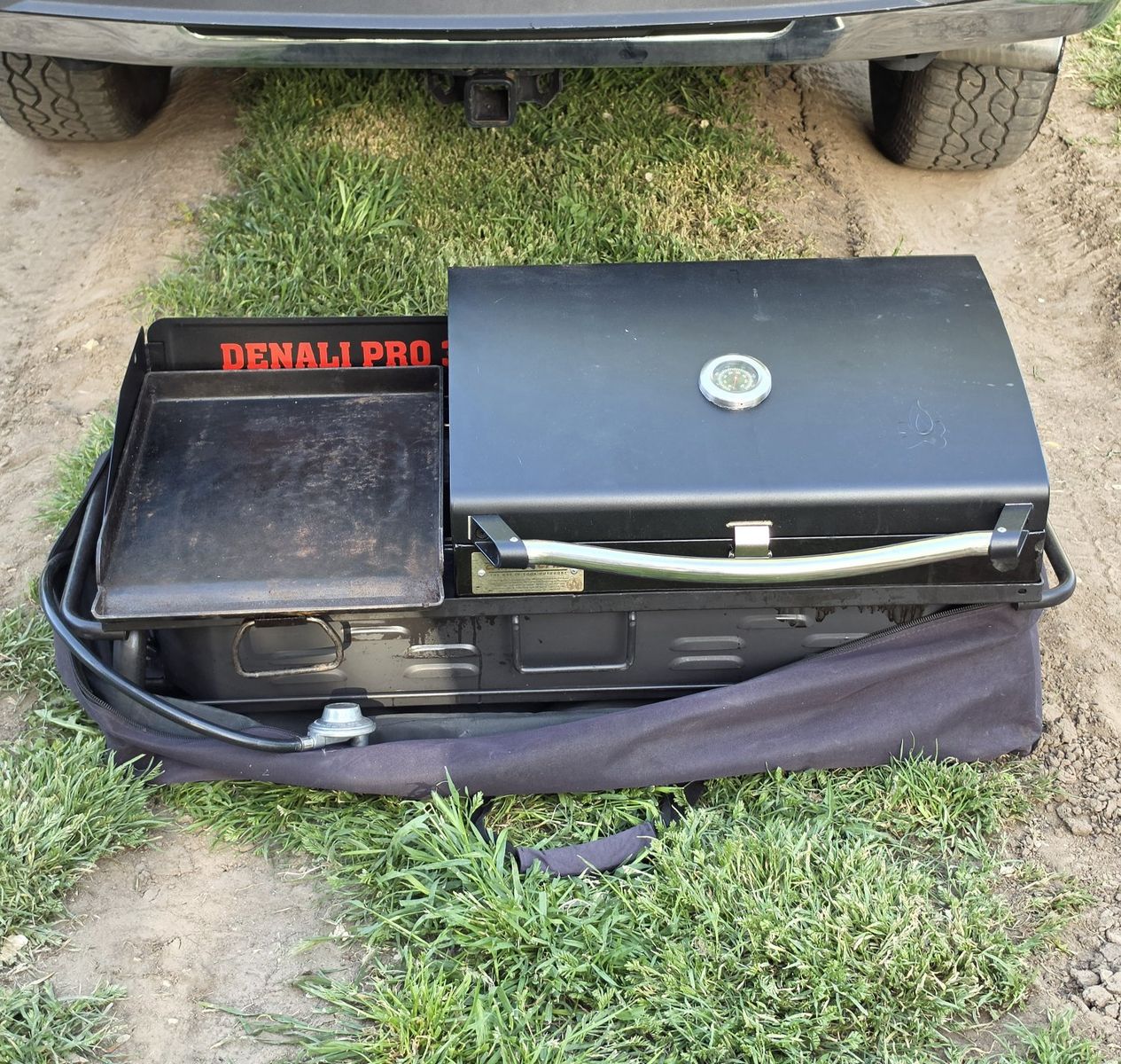 Camp chef Denali Pro 3X Grill/ Griddle set Lightly Used