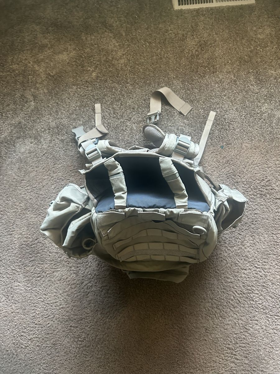 Main image 4