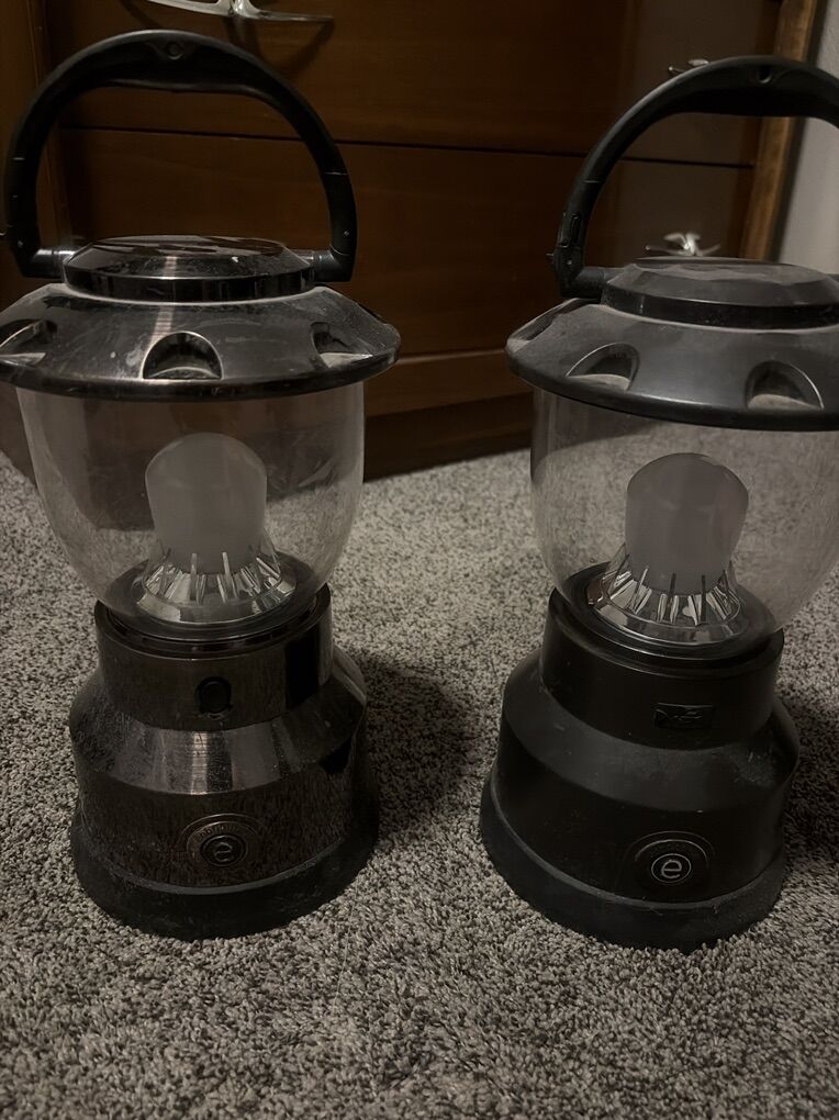 2 Lanterns LED Light Battery Powered