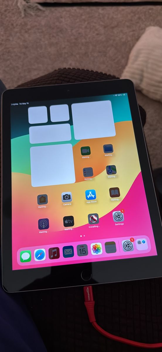 iPad 6th Gen in excellent condition