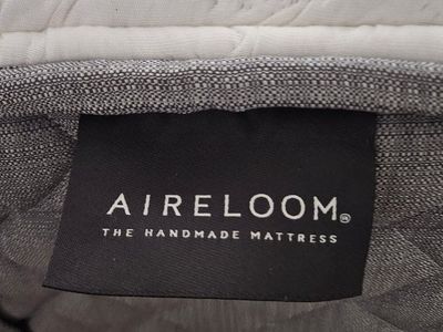 Queen aireloom luxury mattress