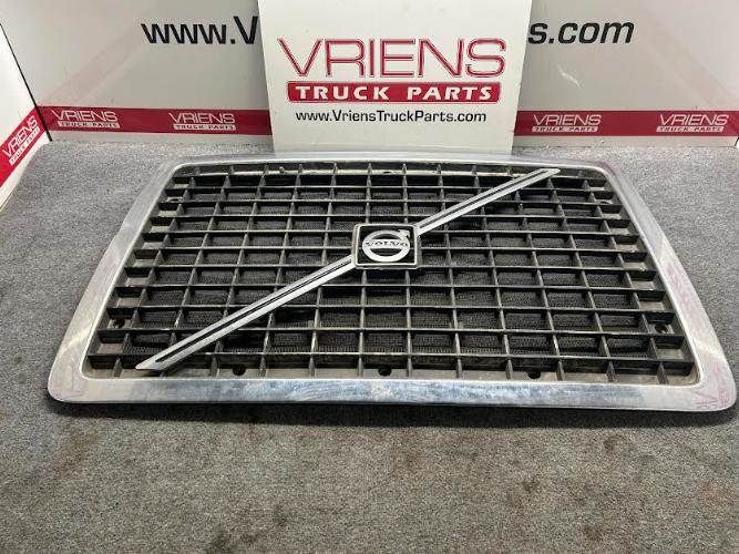 82734140 RADIATOR GRILLE