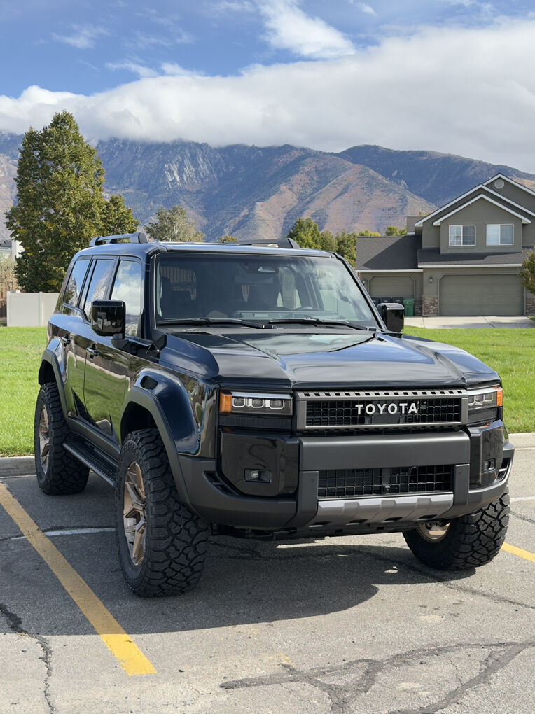 2025 Toyota Land Cruiser Base