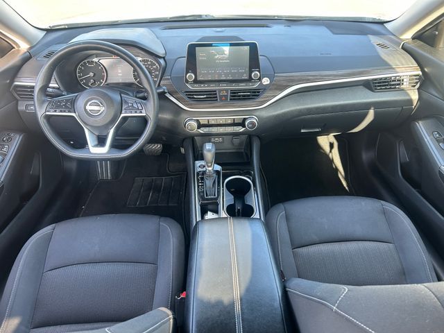 Main image 30