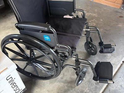 Medline Guardian Extra-Wide Bariatric Wheelchair