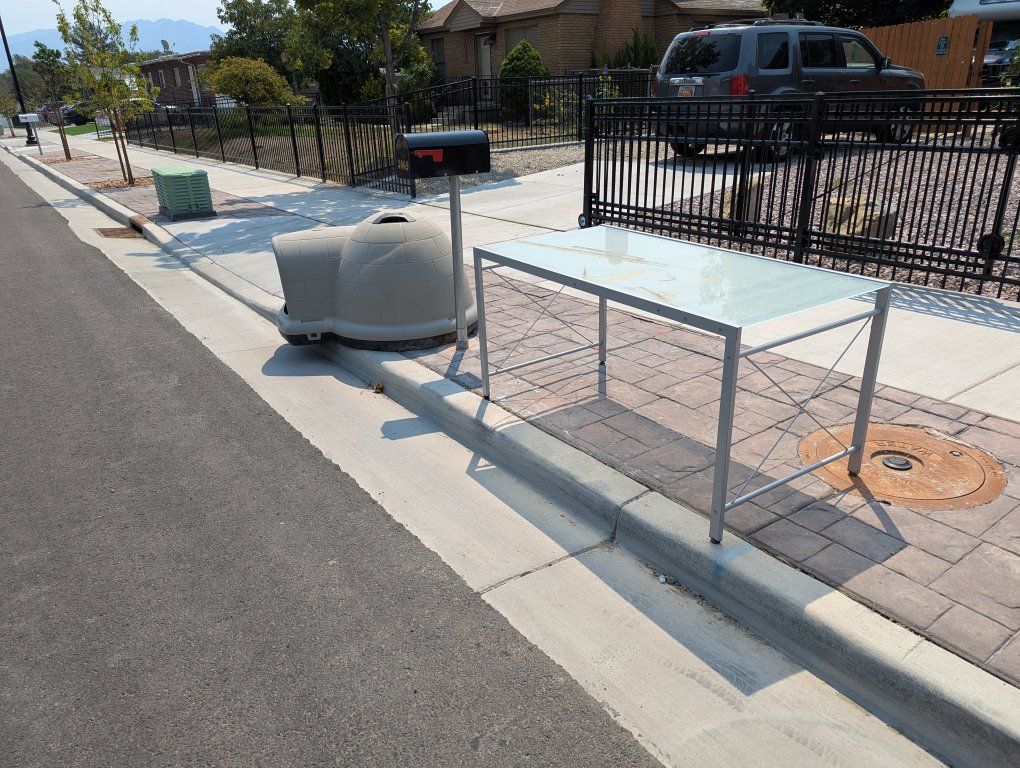 Glass Top Desk with Metal Frame and Outdoor Plastic Dog House 3069w 3650 s 84119