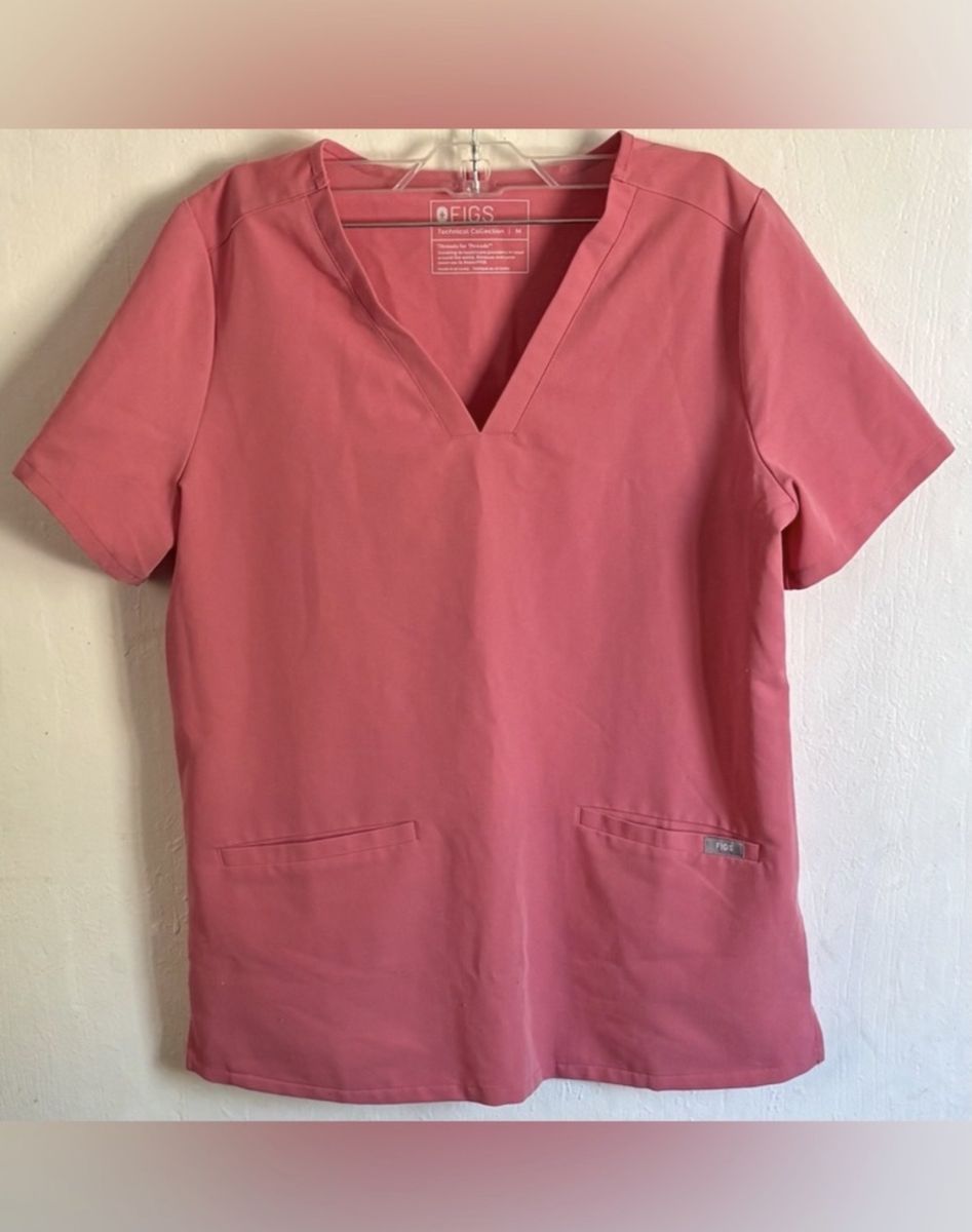 FIGS Casma Pink Scrub Top Size M