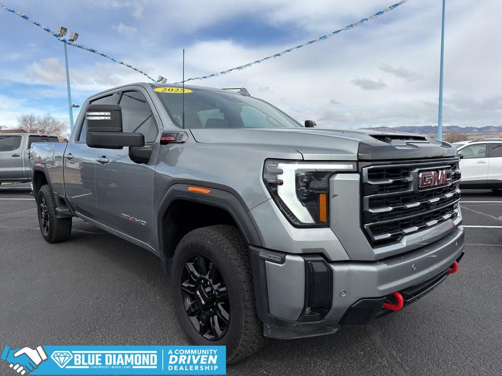 2025 GMC 2500 AT4