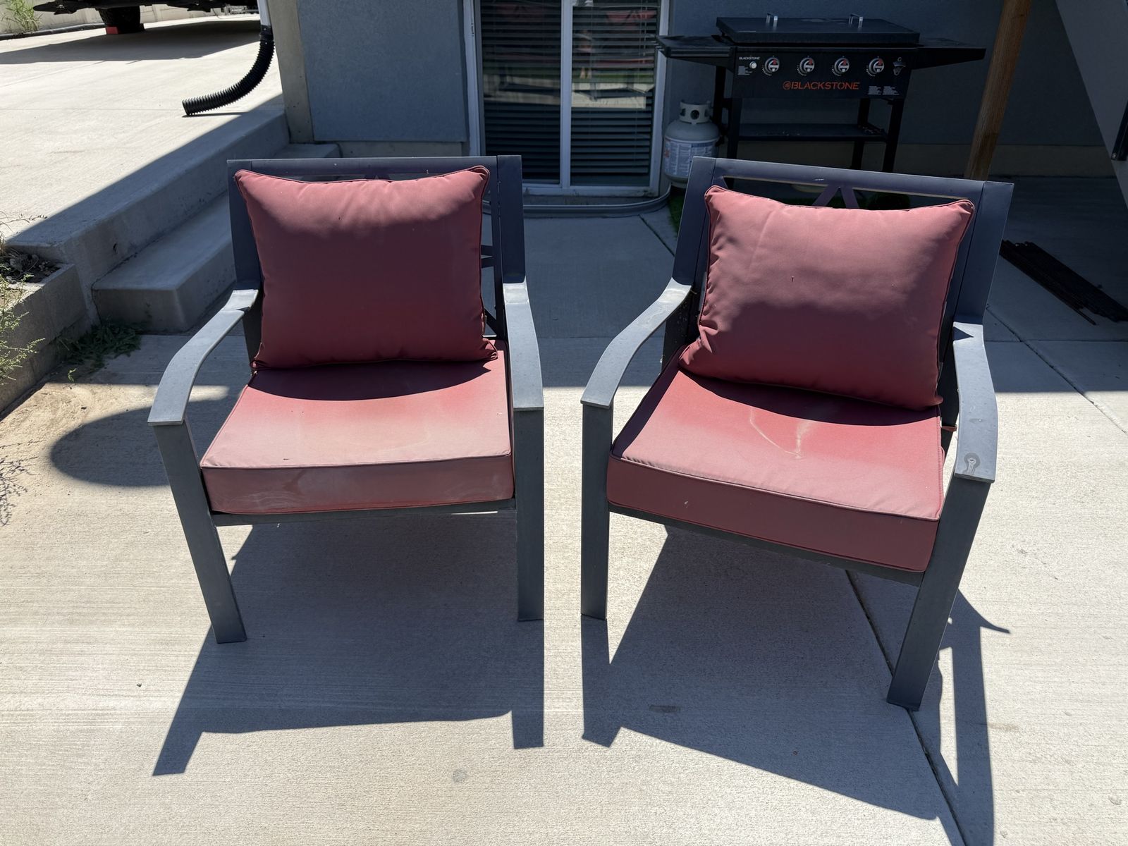 Patio Set w/ Table
