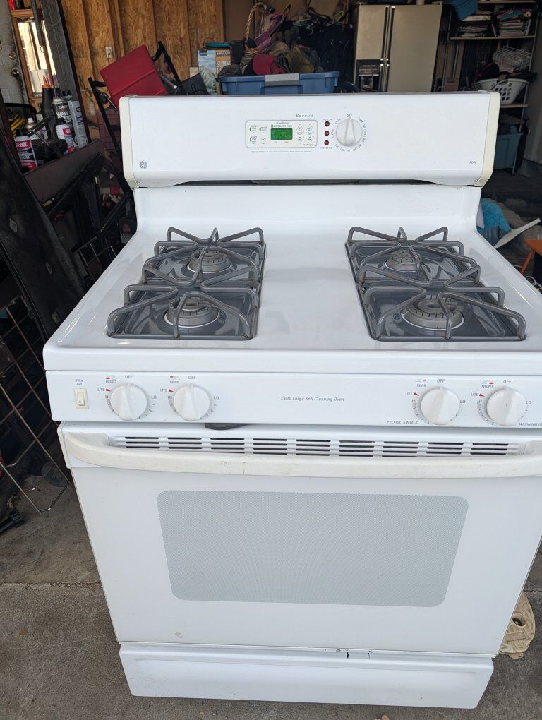 GE Spectra Gas Stove