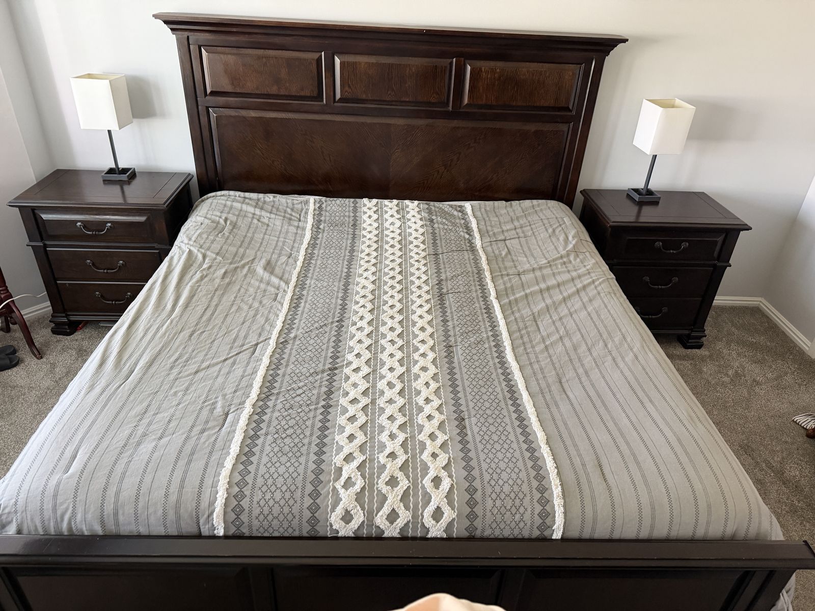 Bassett all wood king bedroom set