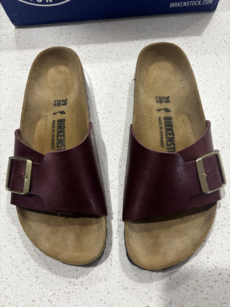 Birkenstock Catalina Slide Sandals - Bordeaux Leather, Size 39 - Excellent Condition