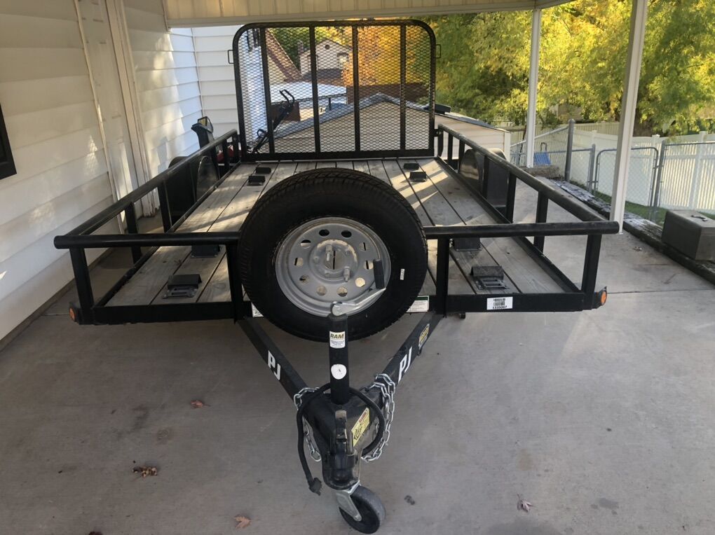 12'  X  6 1/2' Utility Trailer