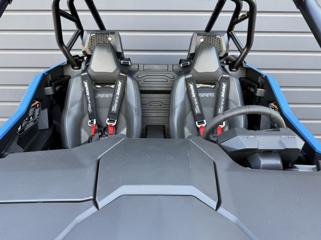 Main image 5