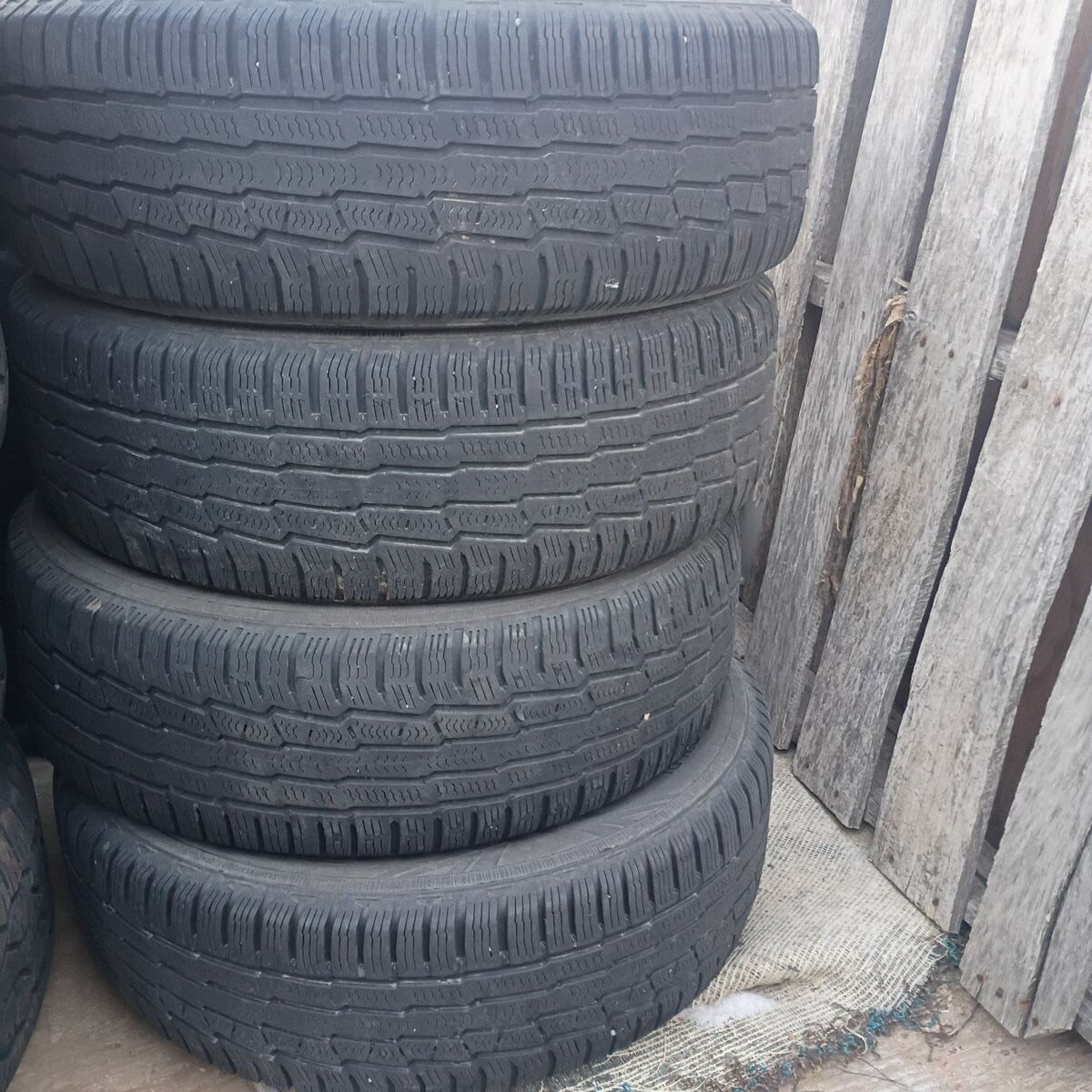 4 225/65R17 Nokian Encompass AW 01 all season 55%