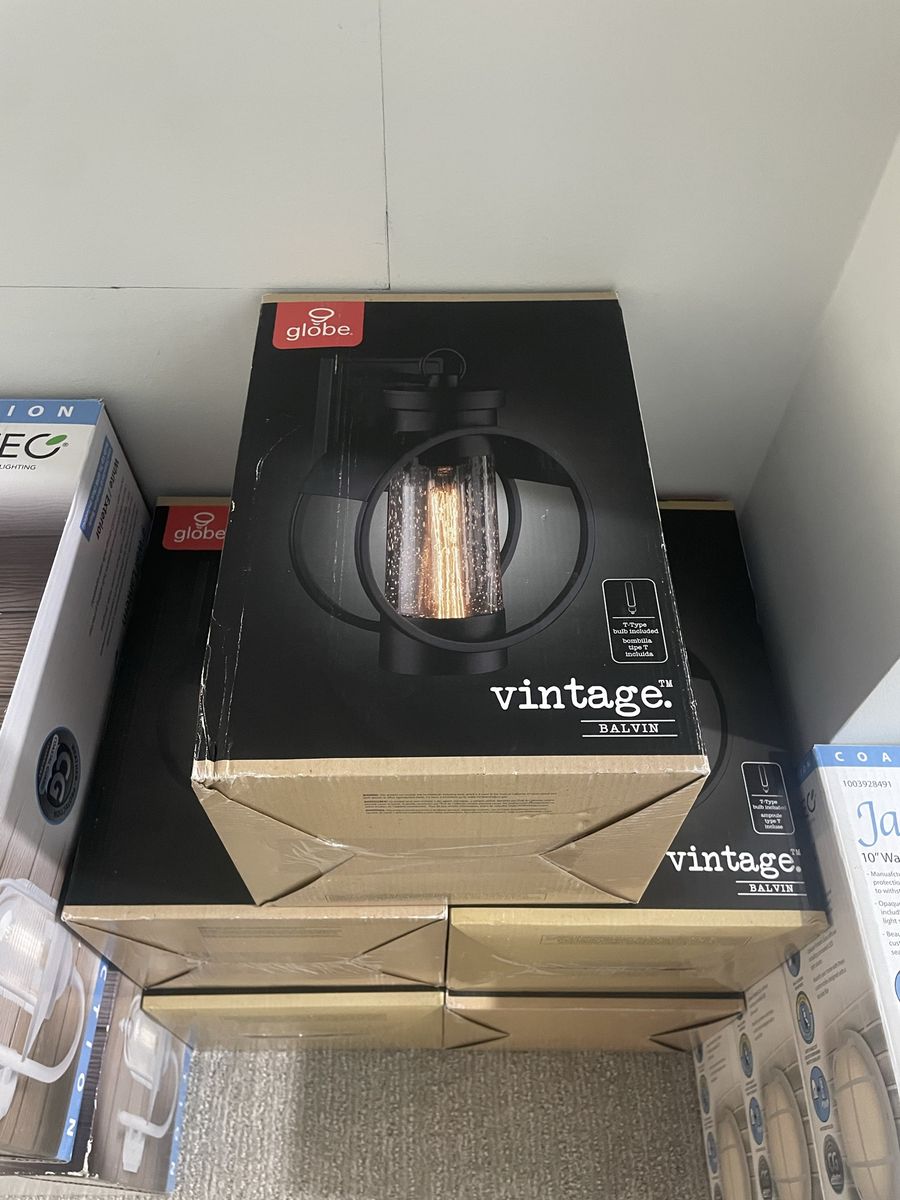 GLOBE Electric Wall Light