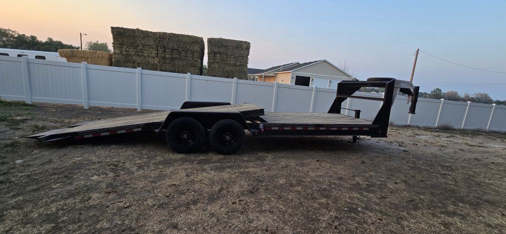 2019 Gooseneck Tilt Deck Trailer
