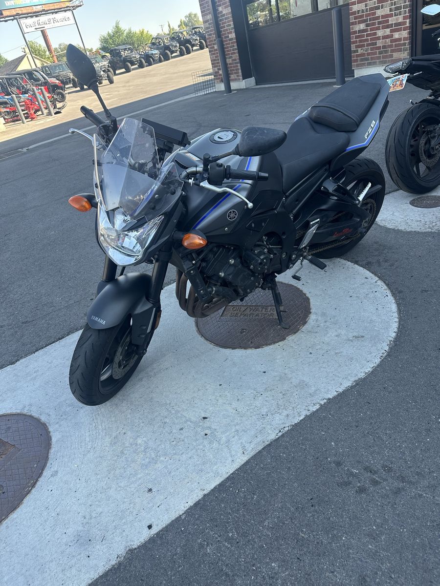 Main image 2