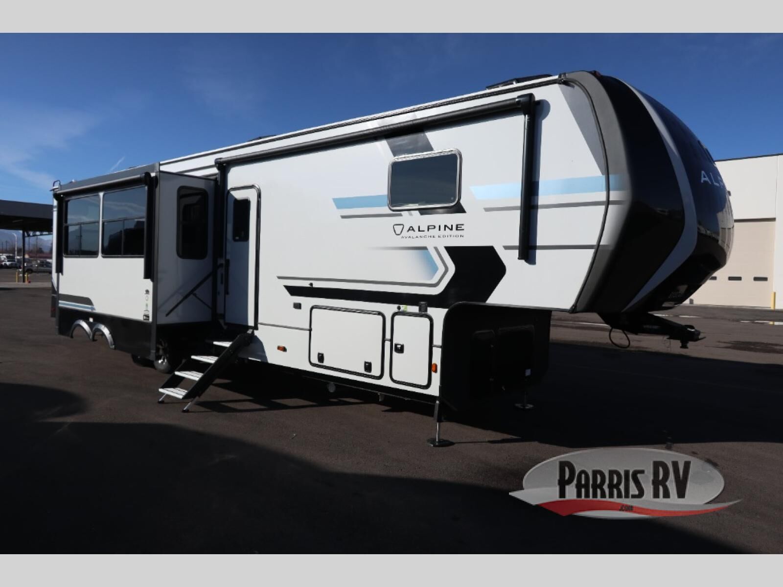 New 2026 Keystone RV Alpine Avalanche Edition 390DS